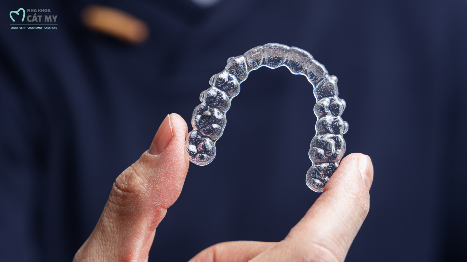 Niềng Răng Khay Trong Suốt Invisalign